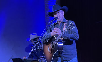 Fly To The Honky Tonk 2025.10.05