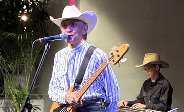 Fly To The Honky Tonk 2026.10.04