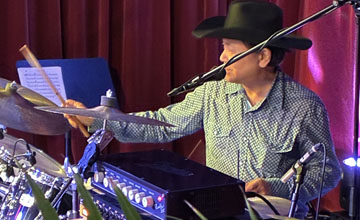 Fly To The Honky Tonk 2026.10.04